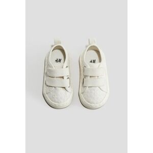 NWOT H&M Toddler Size 7 23 Cream Floral Cotton Velcro Closure Sneakers